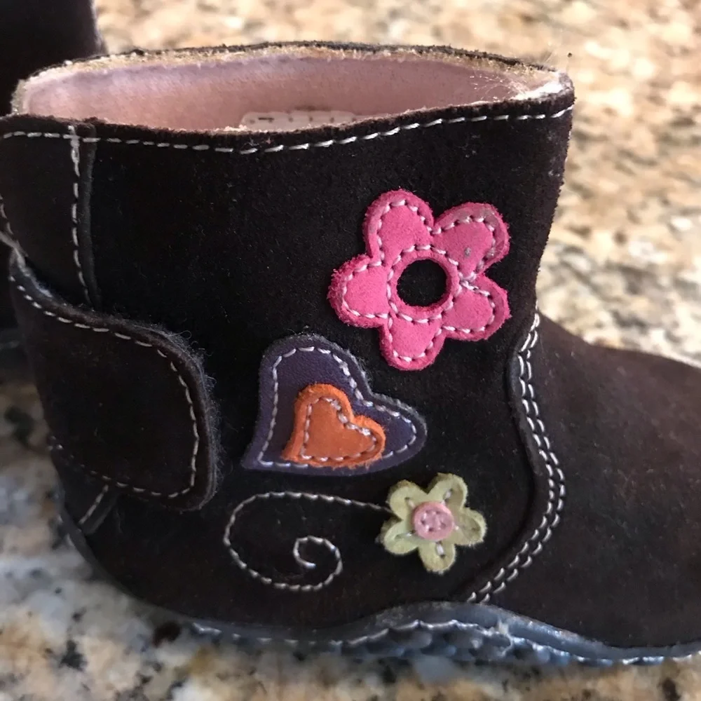 🥾 Genuine Kids Suede Boots